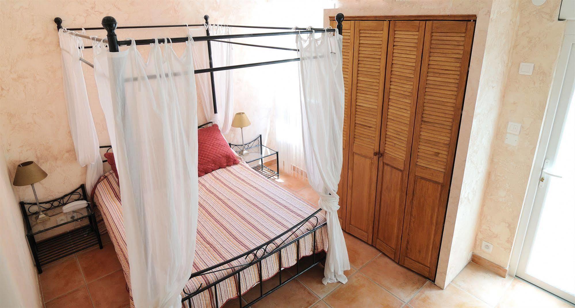 Hotel Les Grenadines آجد المظهر الخارجي الصورة